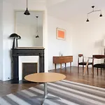 Bright And Charming Apartment